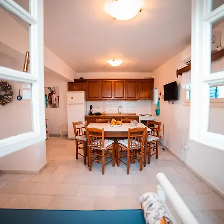 Apartment Kastraki Family House
