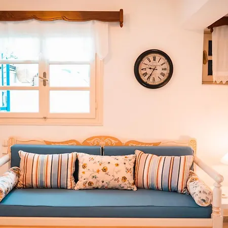 Apartment Kastraki Family House